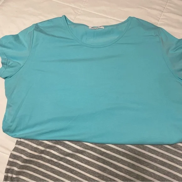 Lot of 3 Classic Side-Ruched Maternity T-Shirts, Like New! XXL - Picture 7 of 9